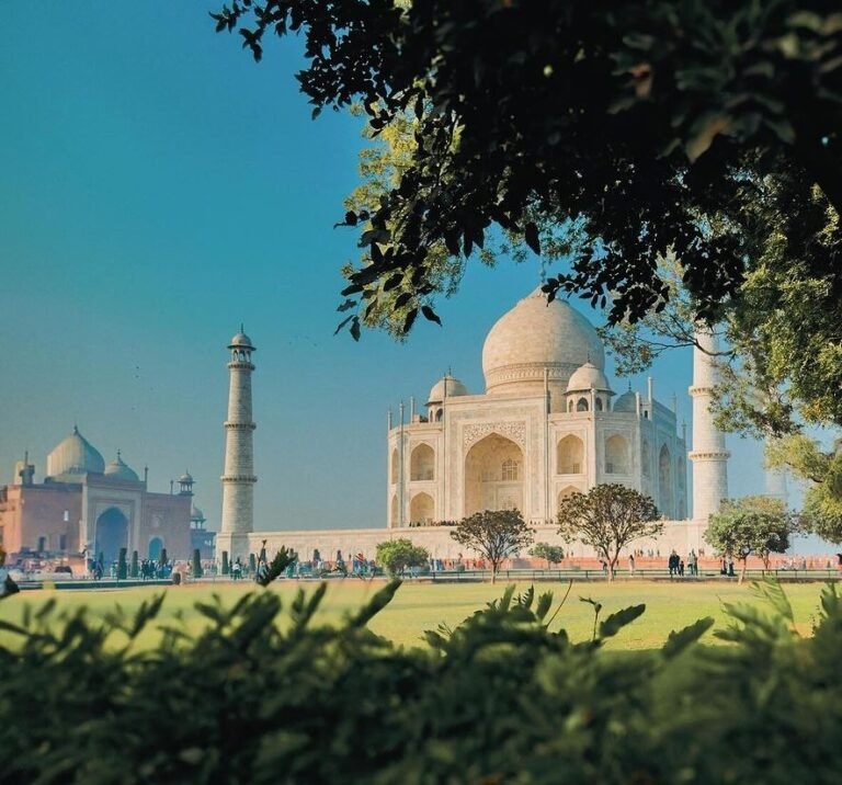 Agra Luxury India Tour