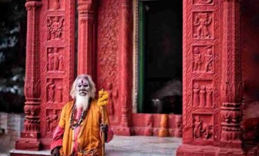 Golden Triangle with Varanasi & Ranthambore Tour (2)