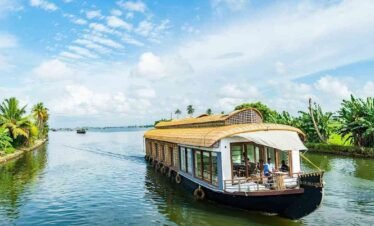 Kerala & Madurai Tour Luxury India Tour