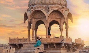 Luxury Rajasthan Heritage Tour with Pushkar Camel Fair