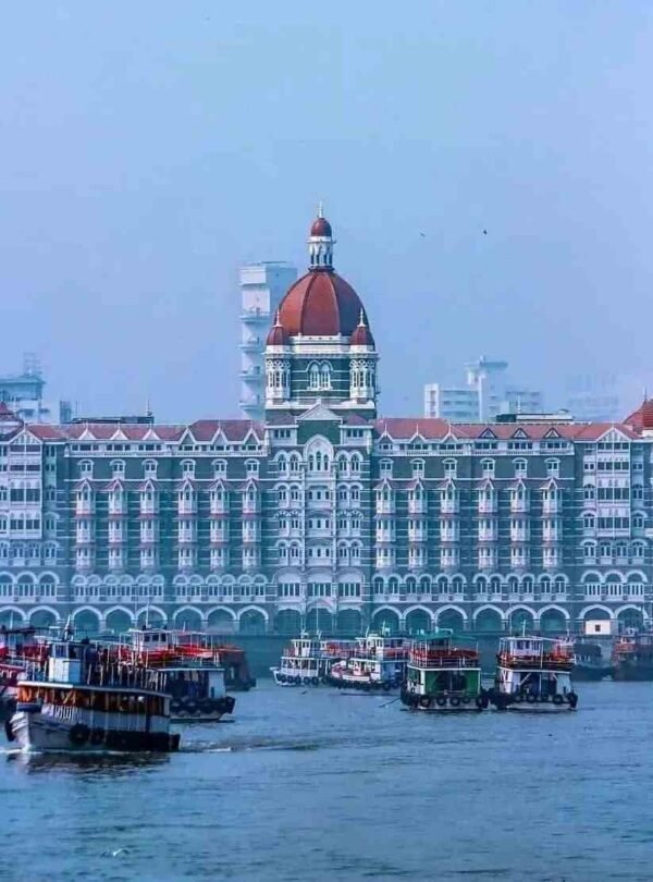 Mumbai and Goa Tour Bollywood with Golden Beaches