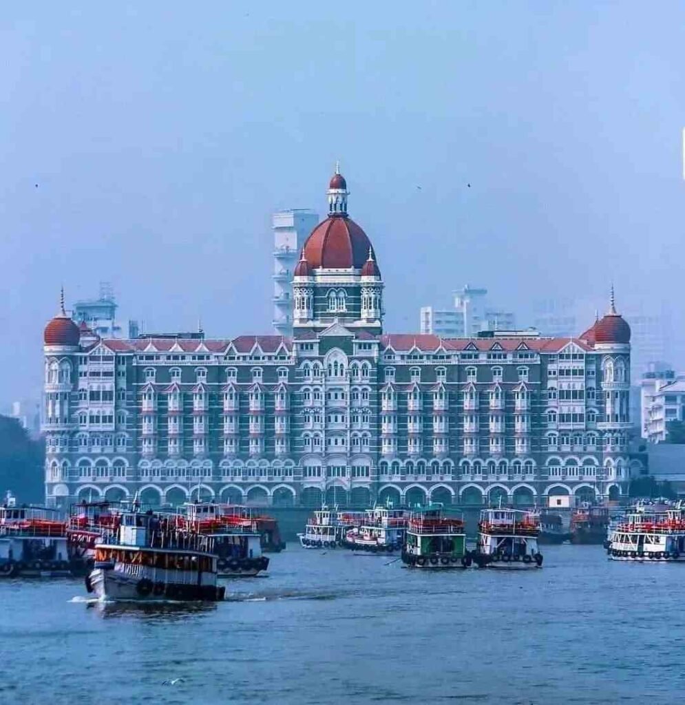 Mumbai and Goa Tour Bollywood with Golden Beaches