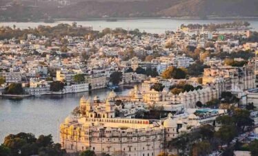 Luxury Golden Triangle Tour with Jodhpur & Udaipur