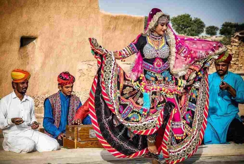 Rajasthan cultural experience folk performance