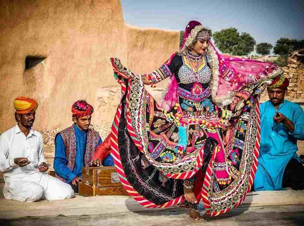 Rajasthan cultural experience folk performance