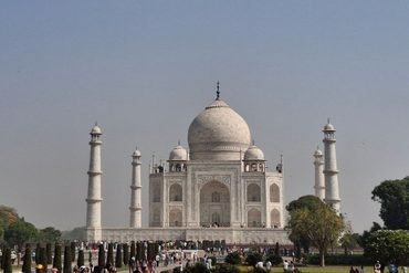 Best luxury tours in India for first-time visitors
